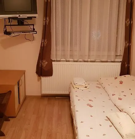 Zlatar krevet i doručak